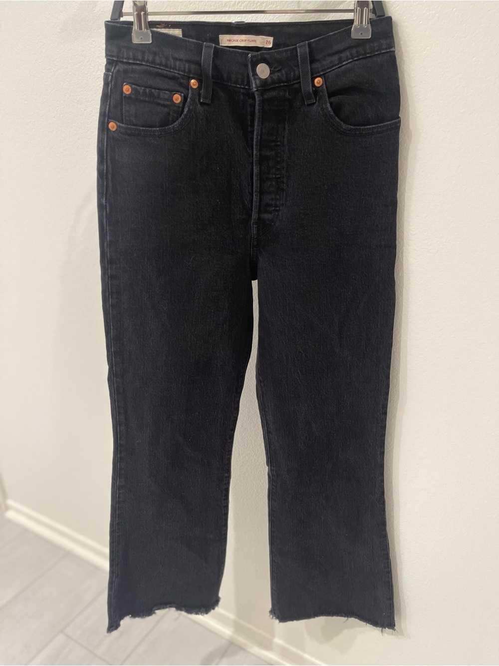 Levis Ribcage Crop Flare